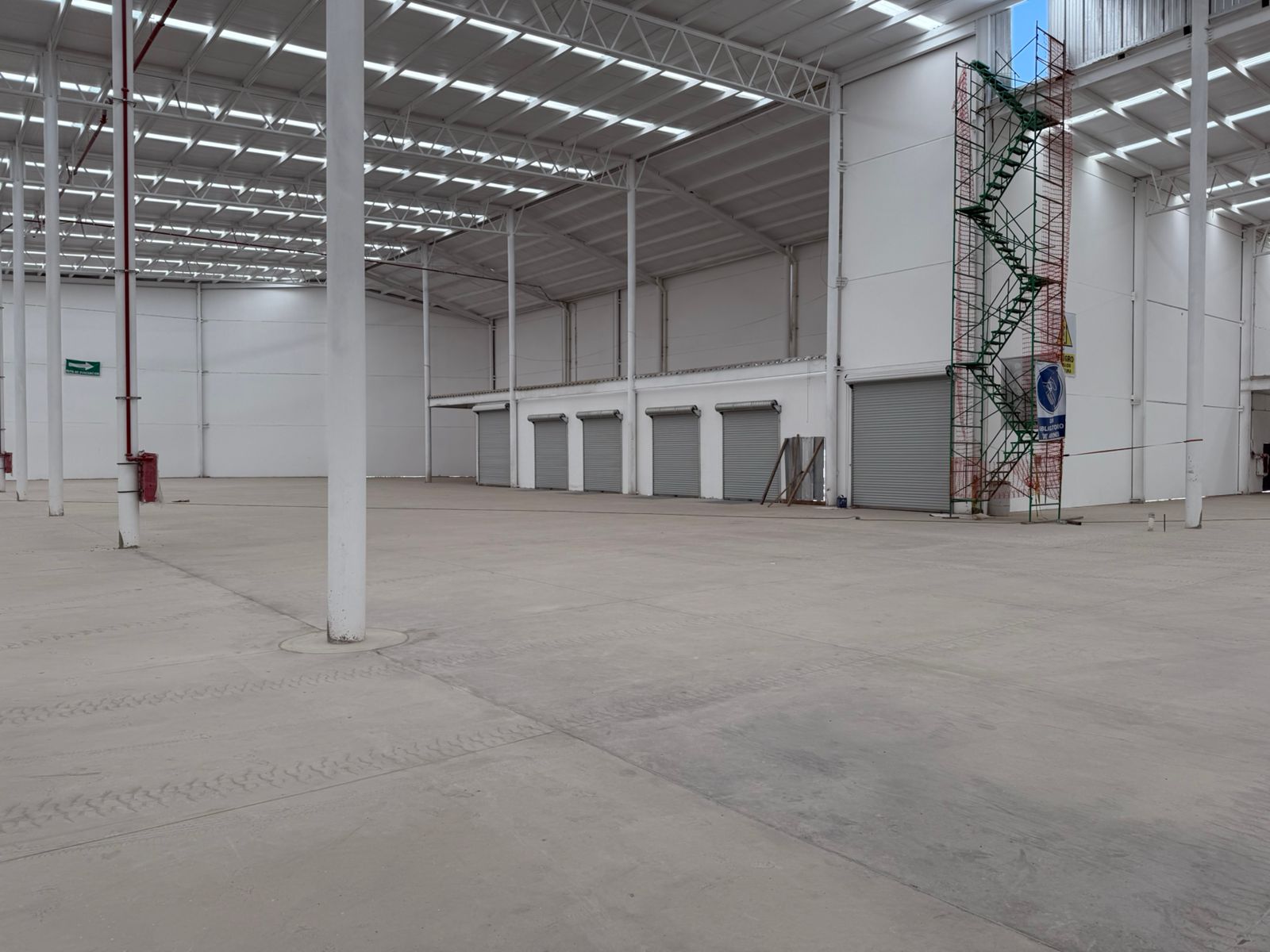 WhatsApp Image 2025-12-12 at 11.39.32 AM (2)